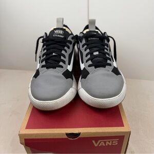 Vans Ultra Range EXO Sneakers